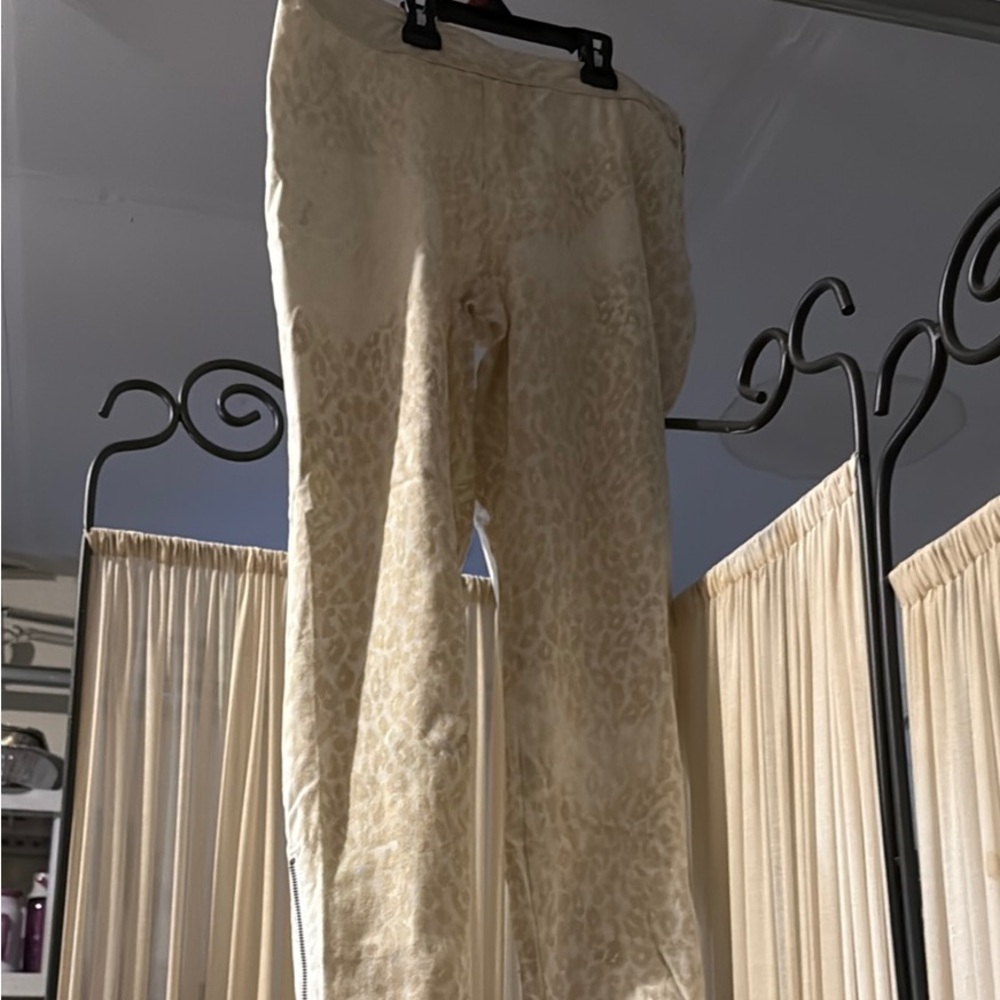 Miss Tina By Tina Knowles| Cream Leopard Print Straight Leg Jeans SZ-12